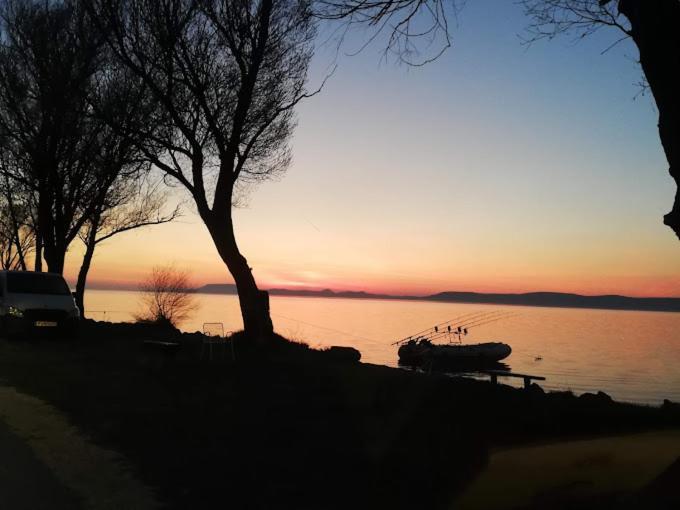 Boathouse Balatonlelle With Sauna Екстериор снимка